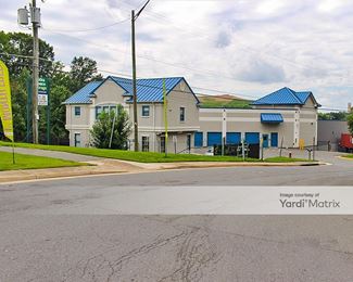 Photo 4 of Extra Space Storage - 8021 Mims Street, Lorton, VA
