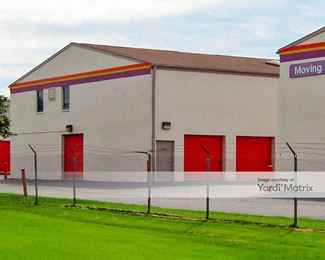 Photo 2 of Public Storage - 8523 Lee Hwy, Fairfax, VA