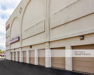 Photo 4 of Public Storage - 700 South Pickett Street, Alexandria, VA