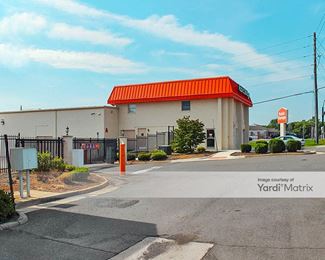 Photo 3 of Public Storage - 8499 Euclid Avenue, Manassas Park, VA