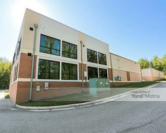 Photo 2 of Extra Space Storage - 16744 Richmond Hwy, Alexandria, VA