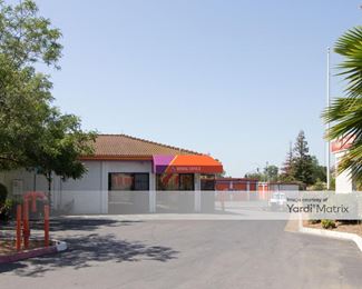 Photo 2 of Public Storage - 1820 Frienza Avenue, Sacramento, CA