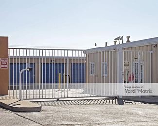 Photo 5 of Z Storage and Office Space - 4600 Lincoln Road NE, Albuquerque, NM