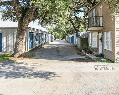 Storage Units for Rent available at 33250 US Highway 281 North, Bulverde, TX 78163