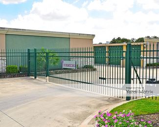 Photo 4 of Storage Hub - 2800 North Loop 1604 East, San Antonio, TX