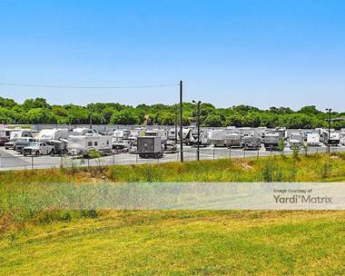 Storage Units for Rent available at 14989 Judson Road, San Antonio, TX 78233