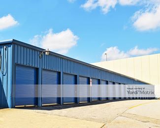 Photo 2 of Boat Shed-Mini Storage - 1514 Thousand Oaks Drive, San Antonio, TX