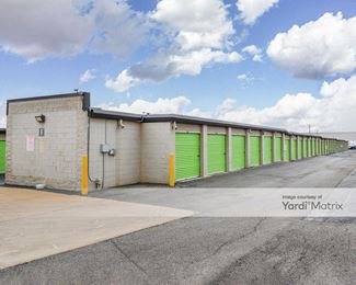 Photo 2 of Extra Space Storage - 6110 Walzem Road, San Antonio, TX