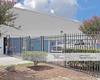 Photo 2 of Atlantic Self Storage - 2822 University Blvd West, Jacksonville, FL