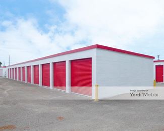 Photo 3 of Storage Rentals of America - 369 Blanding Blvd, Orange Park, FL