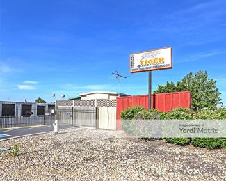 Photo 2 of Tiger Self Storage - 8530 Gerber Road, Sacramento, CA