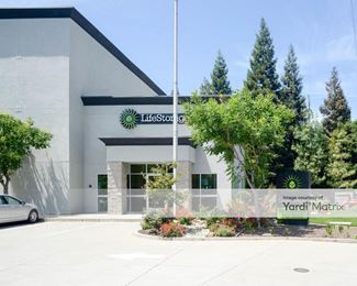 Photo 2 of Extra Space Storage - 7716 Folsom Blvd, Sacramento, CA