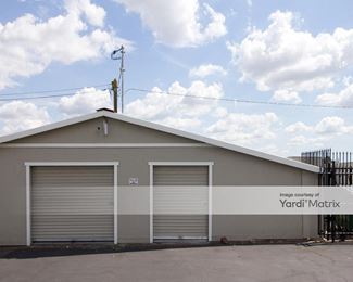 Photo 2 of A-1 Budget Storage - 3036 Q Street, North Highlands, CA