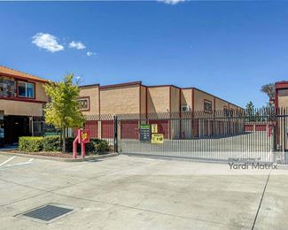 Photo 1 of Extra Space Storage - 3280 Jefferson Blvd, West Sacramento, CA