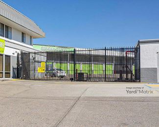 Photo 2 of Extra Space Storage - 6230 Auburn Blvd, Citrus Heights, CA
