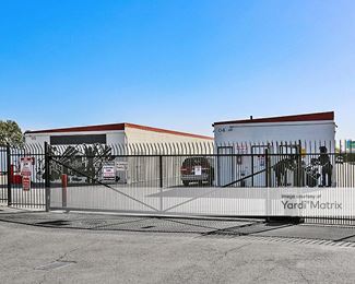 Photo 3 of Freeport Self Storage - 1476 Blair Avenue, Sacramento, CA