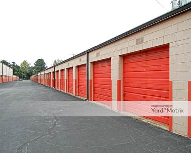Storage Units for Rent available at 2479 Sullivan Road, College Park, GA 30337