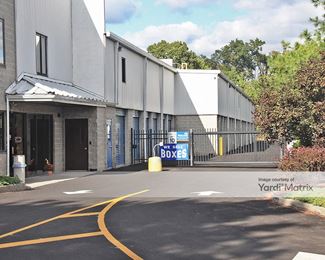 Photo 2 of Access Self Storage - 360 Central Avenue, Clark, NJ
