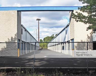 Storage Units for Rent available at 360 Central Avenue, Clark, NJ 07066