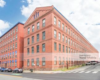 Photo 2 of CubeSmart Self Storage - 404 Grand Street, Paterson, NJ