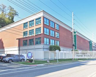 Photo 4 of Extra Space Storage - 8301 River Road, North Bergen, NJ