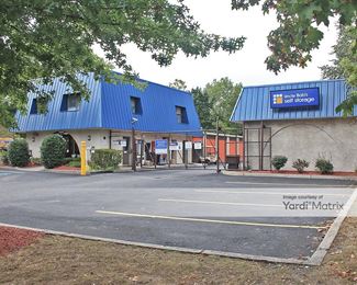 Photo 4 of Extra Space Storage - 390 South Van Brunt Street, Englewood, NJ