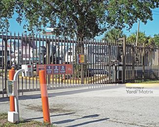 Photo 4 of Public Storage - 1801 Hypoluxo Road, Lantana, FL