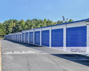 Storage Units for Rent available at 236 Arnold Mill Road, Woodstock, GA 30188