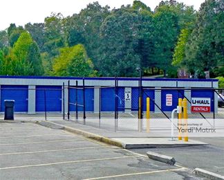 Photo 2 of SecurCare Self Storage - 279 Butterworth Road, Canton, GA