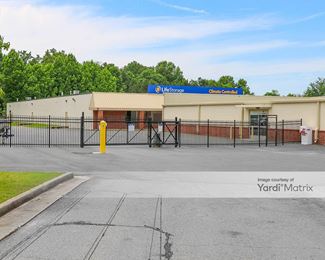 Photo 2 of Extra Space Storage - 2016 Atlanta Hwy, Cumming, GA