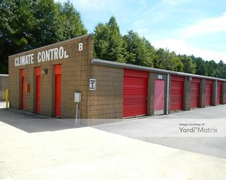 Photo 5 of SecurCare Self Storage - 7428 Davidson Circle East, Stockbridge, GA