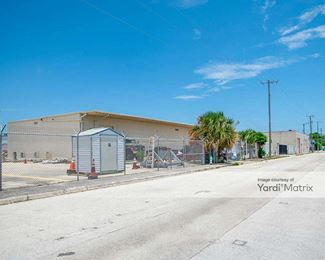 Photo 3 of Storage Rentals of America - 1201 Frederick Street, West Palm Beach, FL