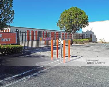 Storage Units for Rent available at 455 Hypoluxo Road, Lantana, FL 33462