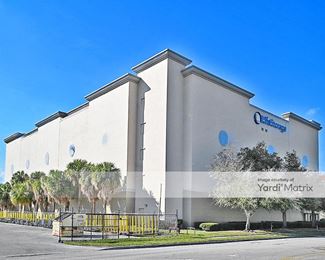 Photo 2 of Extra Space Storage - 1401 Mercer Avenue, West Palm Beach, FL