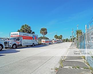 Photo 3 of Storage Rentals of America - 1016 Clare Avenue, West Palm Beach, FL