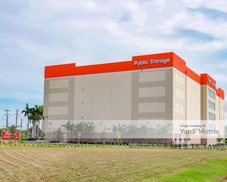 Photo 2 of Public Storage - 1301 Mercer Avenue, West Palm Beach, FL