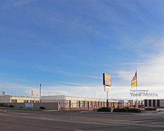 Photo 4 of American Self Storage - 720 Candelaria Road NE, Albuquerque, NM