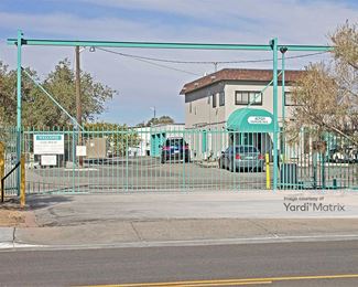 Photo 2 of U-Stor-It - 4701 Cutler Avenue NE, Albuquerque, NM