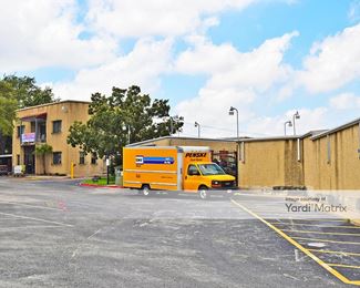 Photo 4 of Texas Maxi Mini Storage - 12325 West Avenue, San Antonio, TX