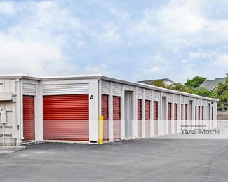 Photo 4 of StorageMart - 1663 Horal Drive, San Antonio, TX