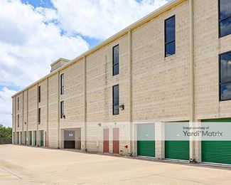 Photo 4 of CubeSmart Self Storage - 2310 North Loop 1604 West, San Antonio, TX