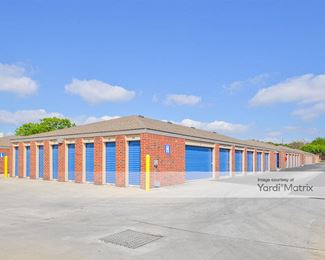 Photo 4 of Public Storage - 13414 West Avenue, San Antonio, TX