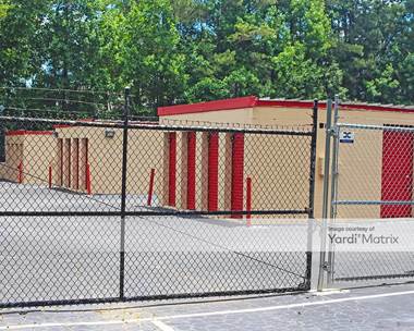 Storage Units for Rent available at 4141 Snapfinger Woods Drive, Decatur, GA 30035