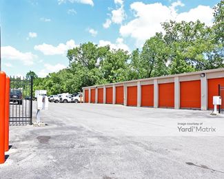 Photo 4 of Public Storage - 5556 Tuxedo Road, Hyattsville, MD
