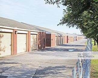 Photo 2 of U-Stor Self Storage - 9808 Harry Hines Blvd, Dallas, TX