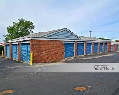 Storage Units for Rent available at 3335 West Northwest Hwy, Dallas, TX 75220