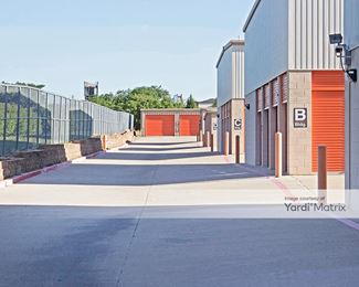 Photo 3 of Public Storage - 5920 West Plano Pkwy, Plano, TX