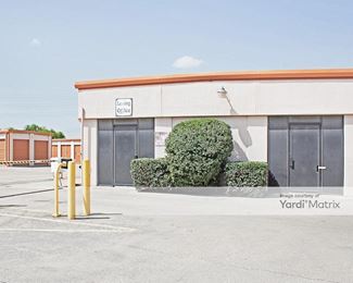 Photo 1 of Lock Box Storage - 2304 North Interstate 35, Carrollton, TX