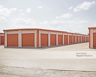 Photo 3 of Lock Box Storage - 2304 North Interstate 35, Carrollton, TX