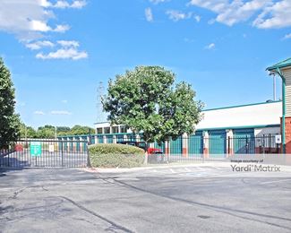 Photo 2 of Extra Space Storage - 12190 Inwood Road, Dallas, TX
